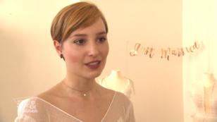 Tinas Jumpsuit muss noch einmal geändert werden Tinas Jumpsuit muss noch einmal geändert werden