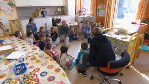 Gemeinsames Beisammensein im Morgenkreis Gemeinsames Beisammensein im Morgenkreis