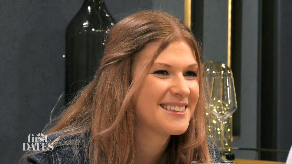 Samantha sucht einen Zimmermann Samantha sucht einen Zimmermann