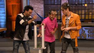 Steffen beweist einen riesigen Mut bei dem Trick Steffen beweist einen riesigen Mut bei dem Trick