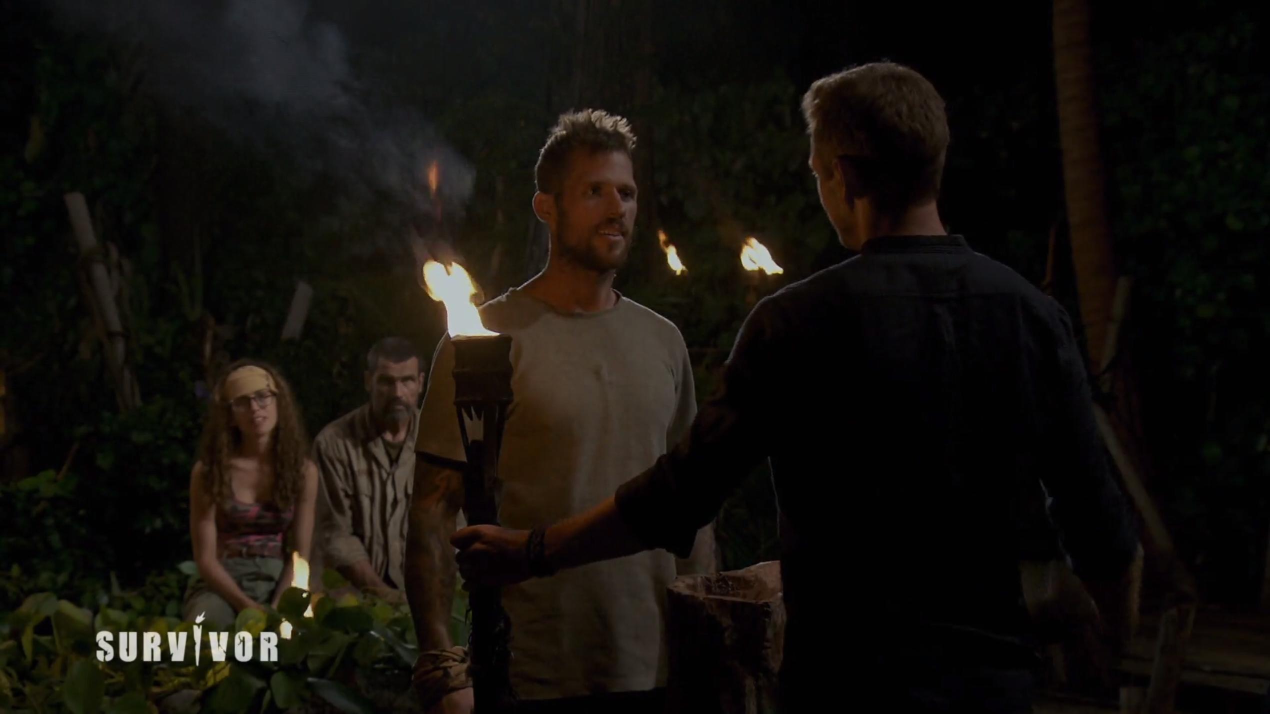 Die Gruppe wählt Marcel bei "Survivor" raus Die Gruppe wählt Marcel bei "Survivor" raus