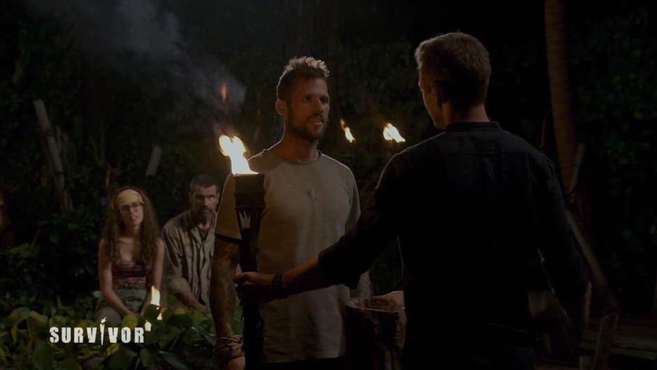 Die Gruppe wählt Marcel bei "Survivor" raus Die Gruppe wählt Marcel bei "Survivor" raus