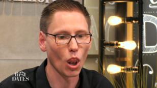 Basti demonstriert, wie man nicht küssen sollte Basti demonstriert, wie man nicht küssen sollte