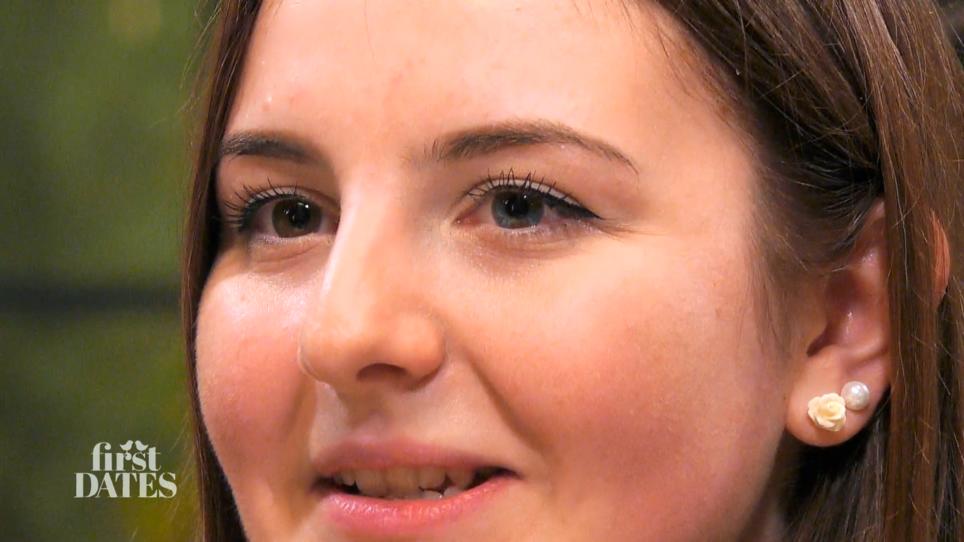 Ihre Augen sind bewundernswert Ihre Augen sind bewundernswert