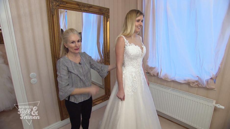 Findet Seraphine bei Jowita ihr Traumkleid? Findet Seraphine bei Jowita ihr Traumkleid?