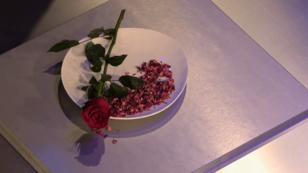 In Runde 2 geht's um Rosenblätter In Runde 2 geht's um Rosenblätter