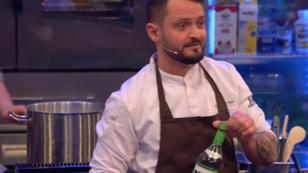 Alexander Wulf holt den Vodka raus Alexander Wulf holt den Vodka raus