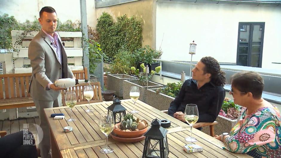 Adrett, wie es sich für einen Concierge gehört Adrett, wie es sich für einen Concierge gehört