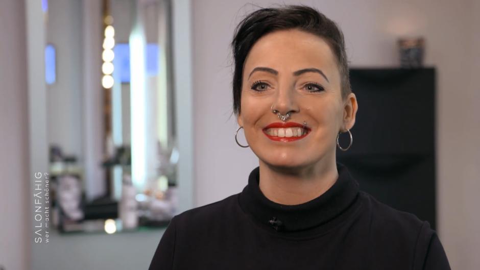 Für Bibi ist Harreschneiden eine Passion Für Bibi ist Harreschneiden eine Passion