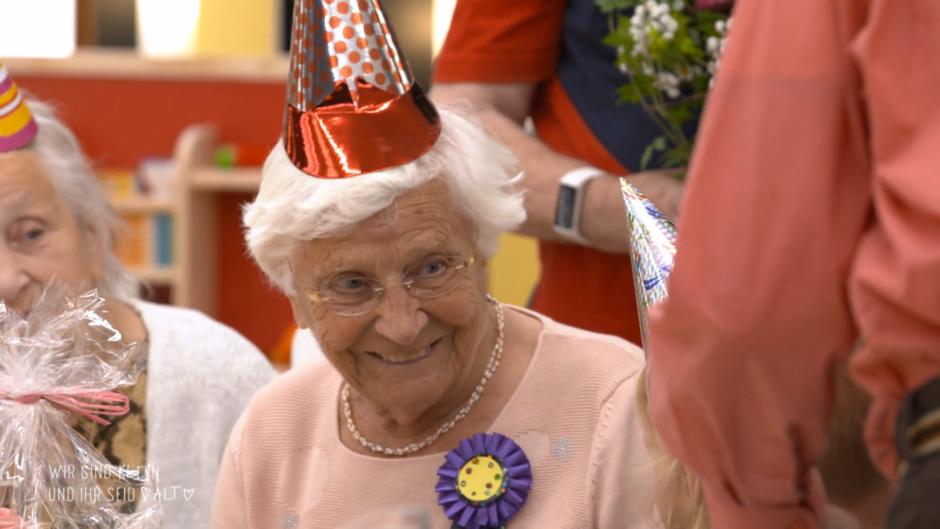 Marlies hat lange keinen Geburtstag gefeiert Marlies hat lange keinen Geburtstag gefeiert
