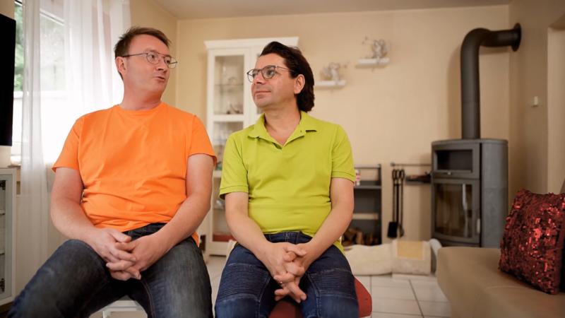 Der eine will den Hund, der andere hat's an der Backe