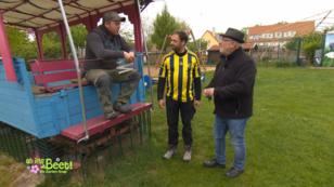 Henrik fühlt sich im Kleingartenverein fehl am Platz Henrik fühlt sich im Kleingartenverein fehl am Platz