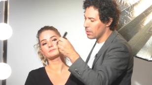 Boris Entrup zeigt, wie man den perfekten Make-up-Ton findet Boris Entrup zeigt, wie man den perfekten Make-up-Ton findet