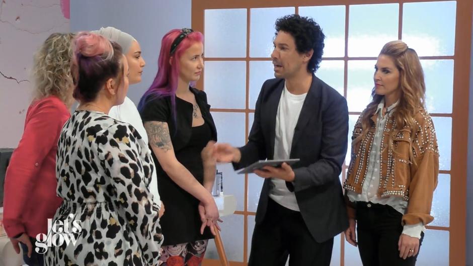 Können die Talente mit einem Perlen-Make-up glänzen? Können die Talente mit einem Perlen-Make-up glänzen?