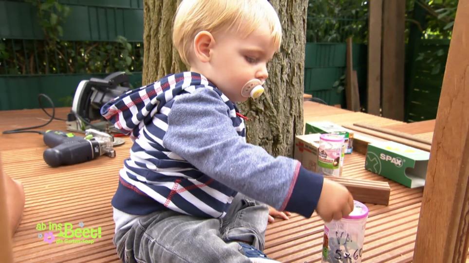 Emil entdeckt schon sein Schreinergen Emil entdeckt schon sein Schreinergen