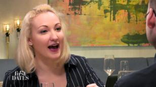 Chris weiß, wie er Katrin schmeicheln kann Chris weiß, wie er Katrin schmeicheln kann