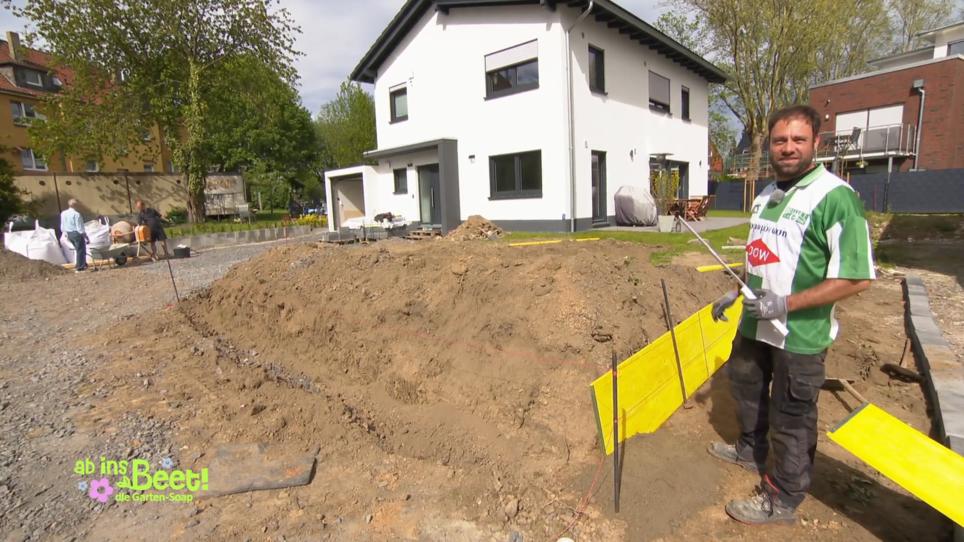 Drei Akademiker auf der Baustelle Drei Akademiker auf der Baustelle