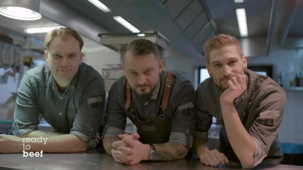 Das ist Alexander Wulf mit seinem Team Das ist Alexander Wulf mit seinem Team
