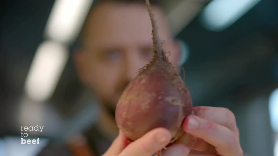 Alexander Wulf tritt mit "Rote Beete" an Alexander Wulf tritt mit "Rote Beete" an