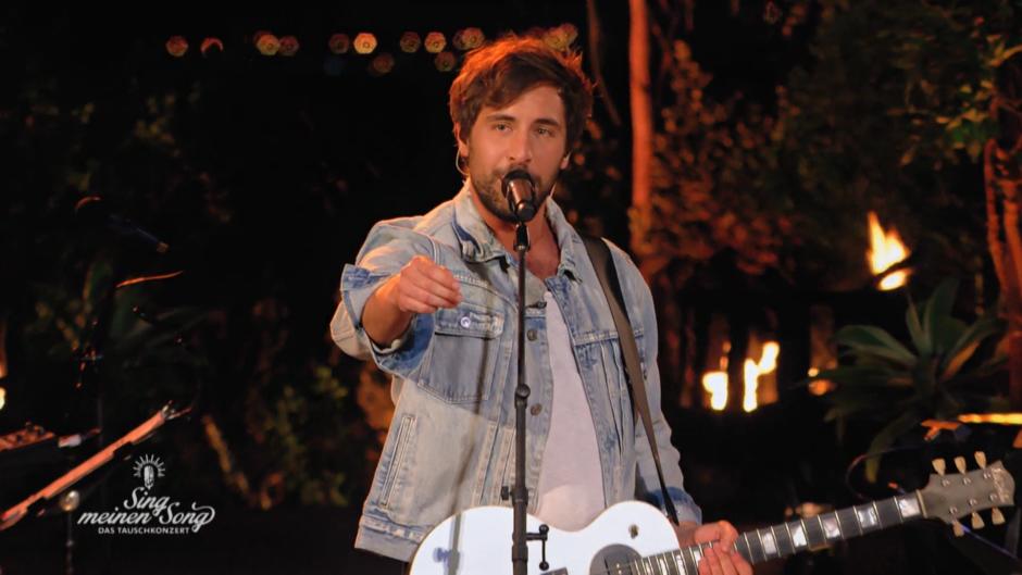 Max Giesinger lässt seine innere "Rock-Sau" raus Max Giesinger lässt seine innere "Rock-Sau" raus