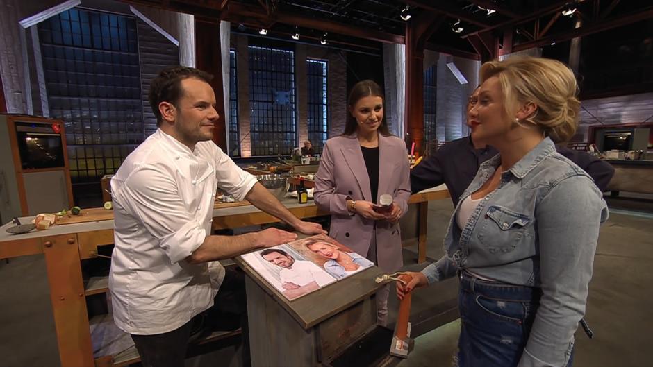 Evelyn Burdecki: "Ein unvergessliches Grillen!" Evelyn Burdecki: "Ein unvergessliches Grillen!"