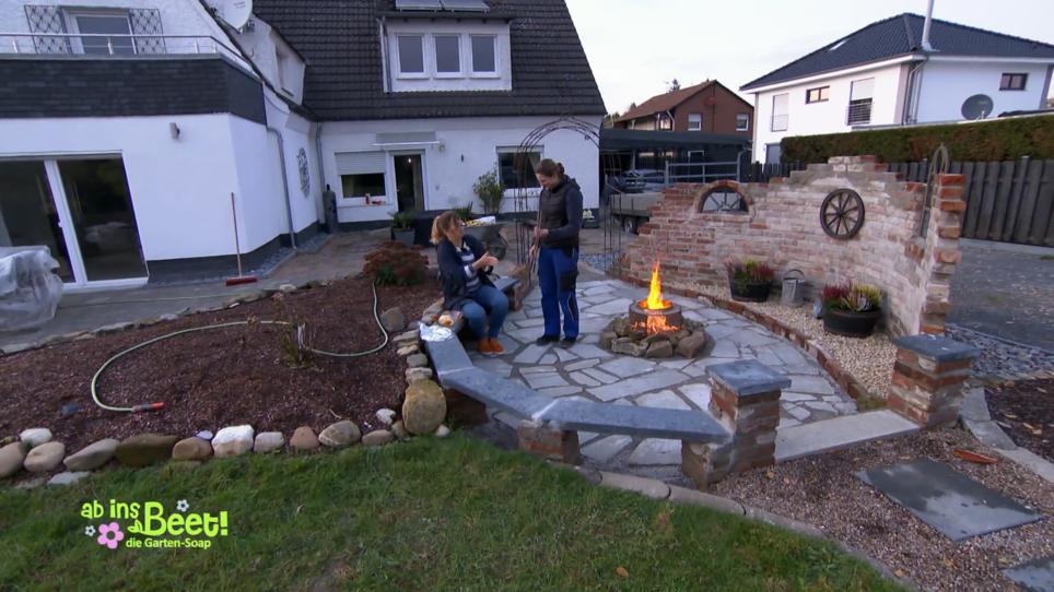"Feuer frei" in Lauras und Veras neuer Gartenecke "Feuer frei" in Lauras und Veras neuer Gartenecke
