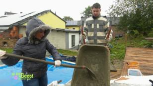 Andcej und Sandra bauen das Herzstück des Gartens Andcej und Sandra bauen das Herzstück des Gartens