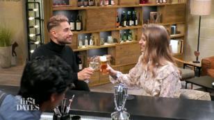 Anna ist ein bisschen verunsichert durch Aleks' Jobs Anna ist ein bisschen verunsichert durch Aleks' Jobs