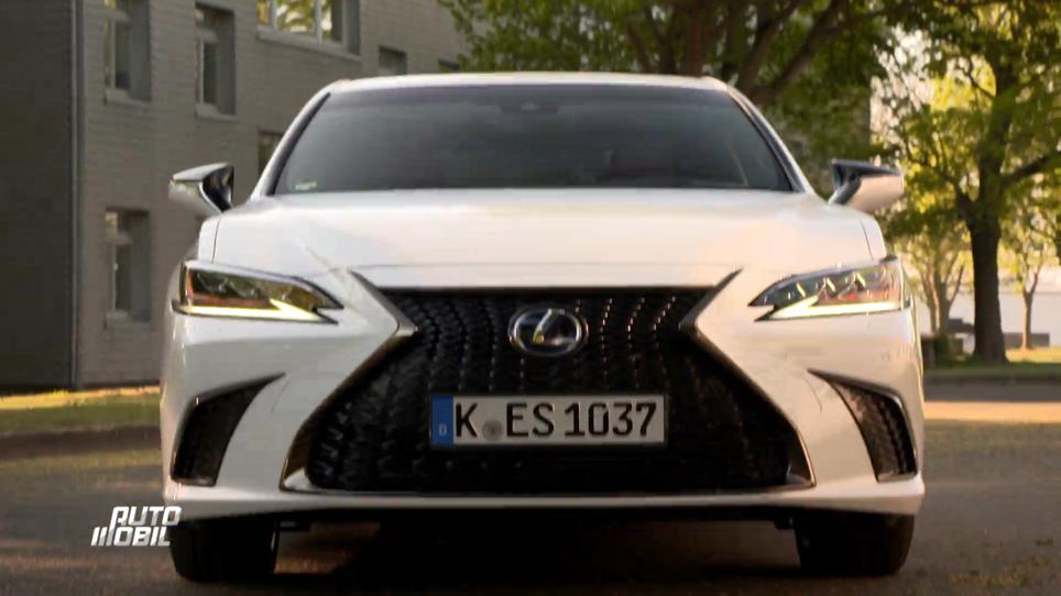 Alex und Albert testen die neuen Kamera-Spiegel von Lexus Alex und Albert testen die neuen Kamera-Spiegel von Lexus