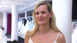 Sarah wird bei ihrem Mann ganz sentimental Sarah wird bei ihrem Mann ganz sentimental