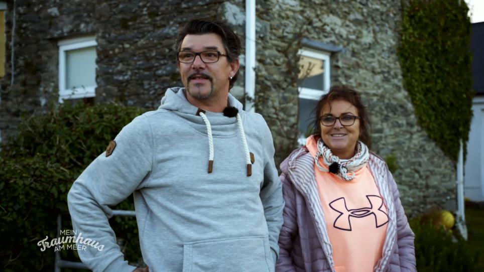 Ein altes Steinhaus hat zweierlei Gesichter Ein altes Steinhaus hat zweierlei Gesichter