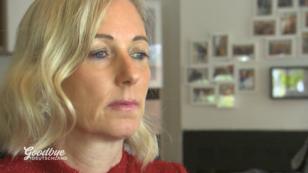 In L.A. hat Lara Sanders große finanzielle Sorgen In L.A. hat Lara Sanders große finanzielle Sorgen