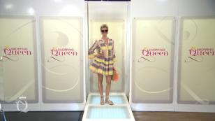 Pia präsentiert ihren Neon-Beach-Style auf dem Catwalk Pia präsentiert ihren Neon-Beach-Style auf dem Catwalk