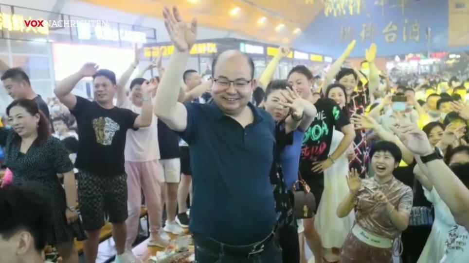 Die Chinesen feiern wieder Die Chinesen feiern wieder