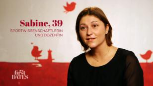 Dozentin Andrea sucht einen intelligenten Mann Dozentin Andrea sucht einen intelligenten Mann