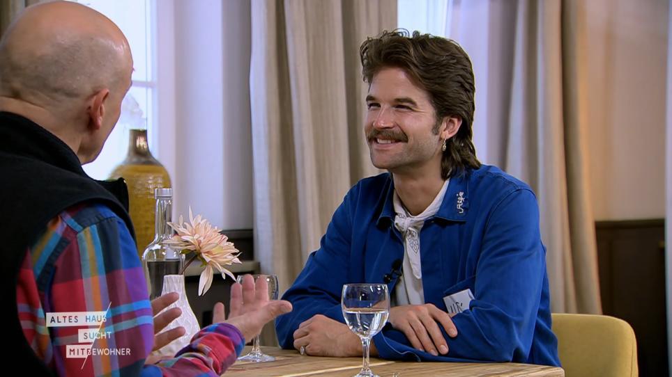 Kandidat Alfie und Robert sind gleich auf einer Wellenlänge Kandidat Alfie und Robert sind gleich auf einer Wellenlänge