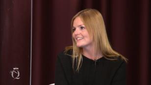 May-Britt hat sich eine andere Frisur an Minh gewünscht May-Britt hat sich eine andere Frisur an Minh gewünscht
