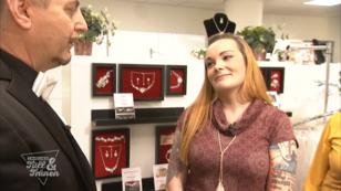 Tanja tauscht ihre Uniform gegen ein Hochzeitskleid Tanja tauscht ihre Uniform gegen ein Hochzeitskleid