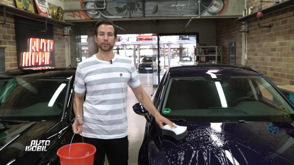Andreas testet unterschiedliche Methoden zur Autowäsche Andreas testet unterschiedliche Methoden zur Autowäsche