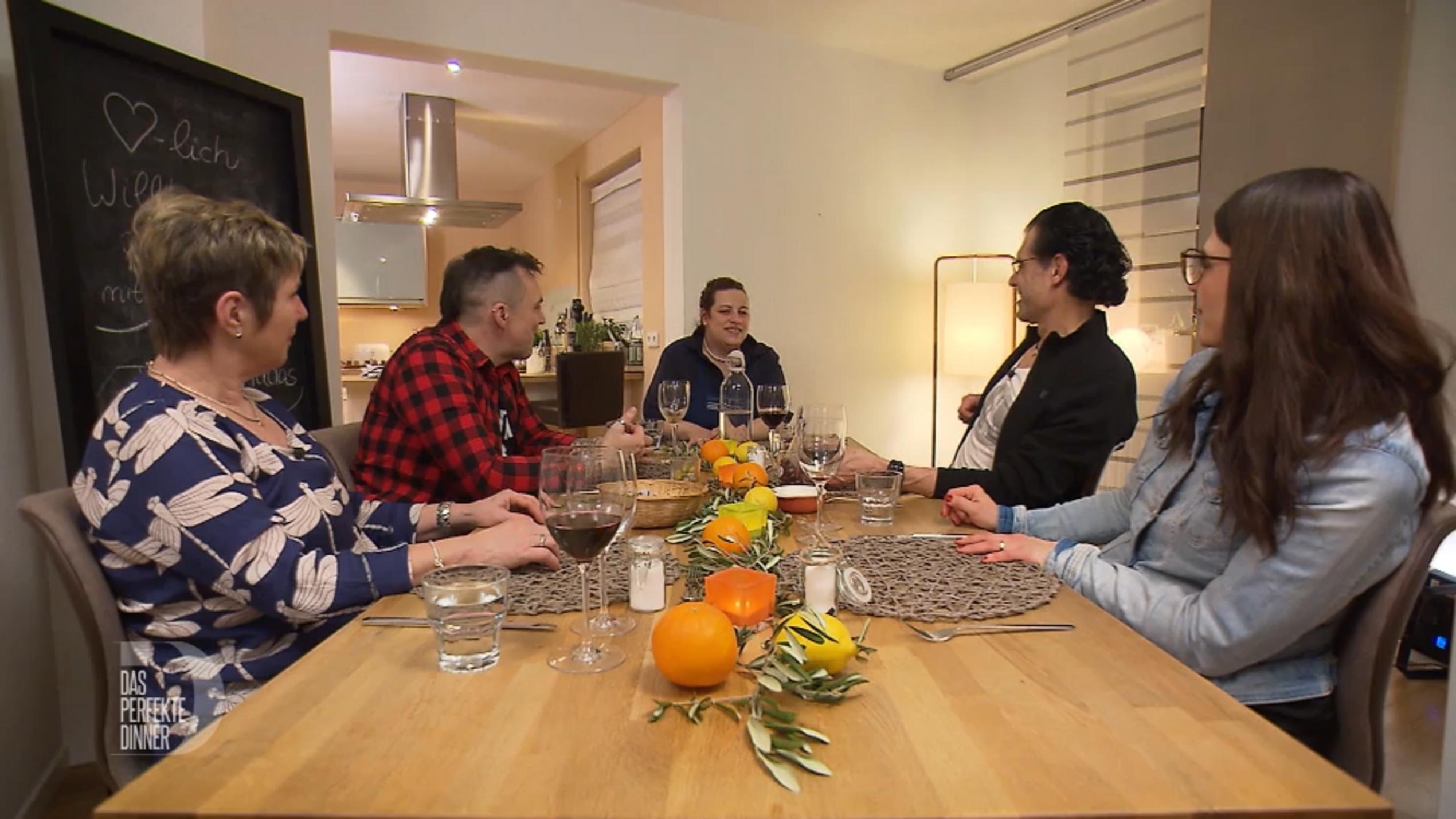 Wein, Tapas und Liebesgeschichten Wein, Tapas und Liebesgeschichten