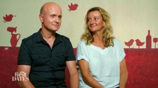 Steffi fordert Martin zum Tanzen auf Steffi fordert Martin zum Tanzen auf