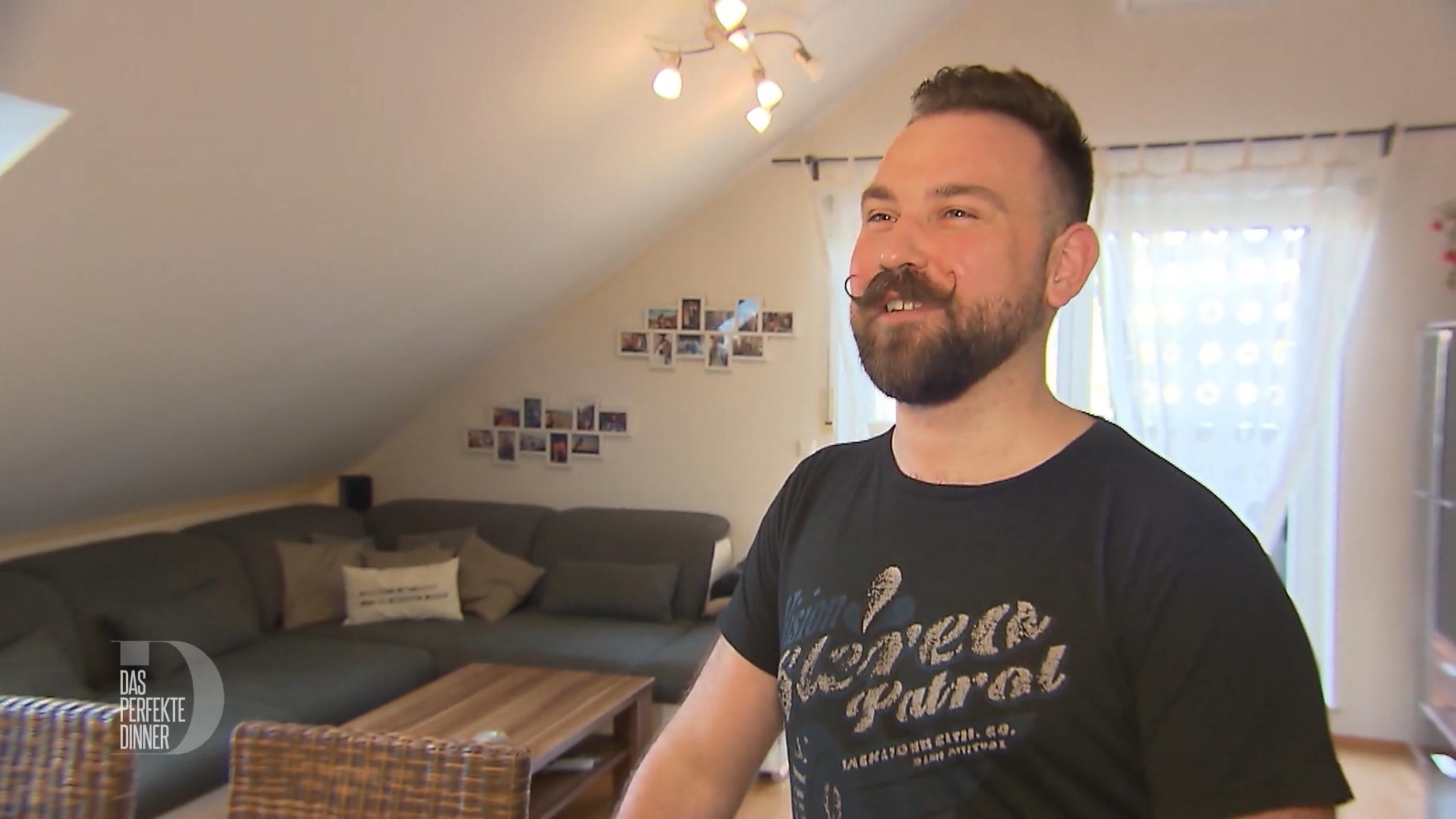 Gastgeber Kevin ist ein Abenteurer und Musiker Gastgeber Kevin ist ein Abenteurer und Musiker