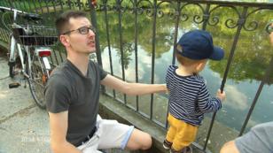 Jasper wendet die "stille Ecke" an Jasper wendet die "stille Ecke" an