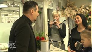 Braut Stefanie verliebte sich in ein Sissi-Kleid Braut Stefanie verliebte sich in ein Sissi-Kleid