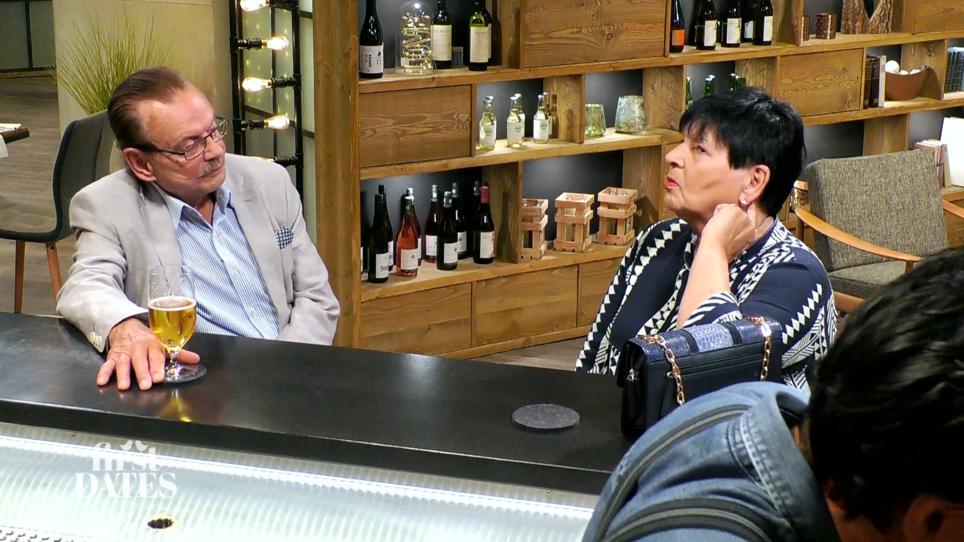 Liane ist Frühaufsteherin, Helmut aber Nachtmensch. Liane ist Frühaufsteherin, Helmut aber Nachtmensch.