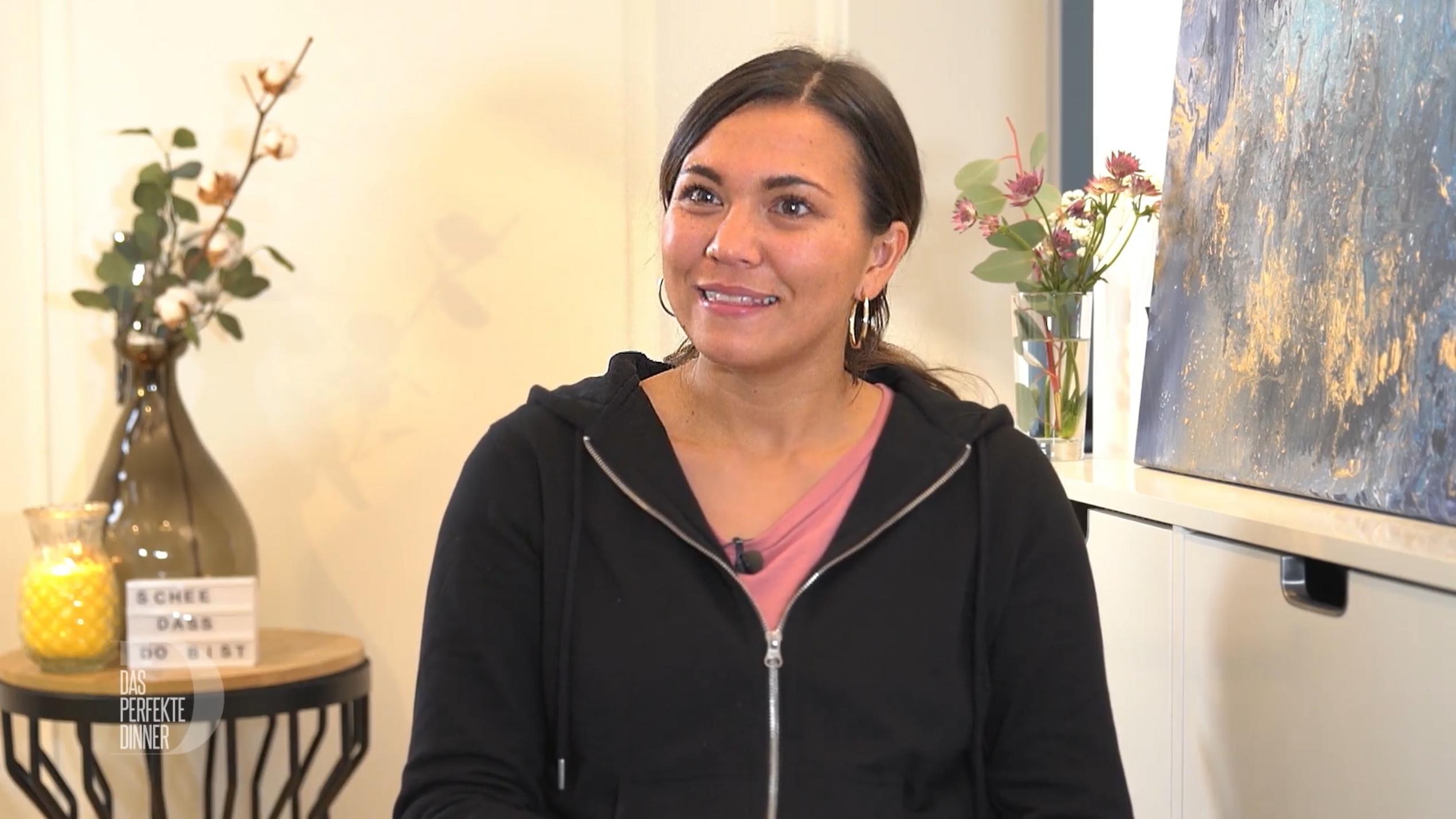 Kandidatin Ireen lädt zum Dinner ein Kandidatin Ireen lädt zum Dinner ein