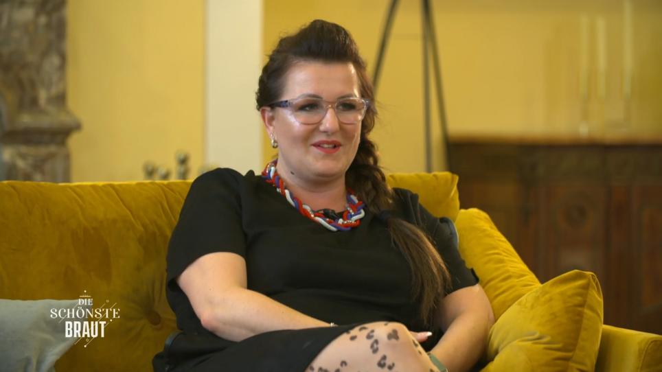 Manuela eine Hexe? Manuela eine Hexe?