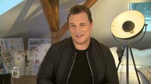 Guido beschenkt die Kandidatinnen in Wolfsburg Guido beschenkt die Kandidatinnen in Wolfsburg