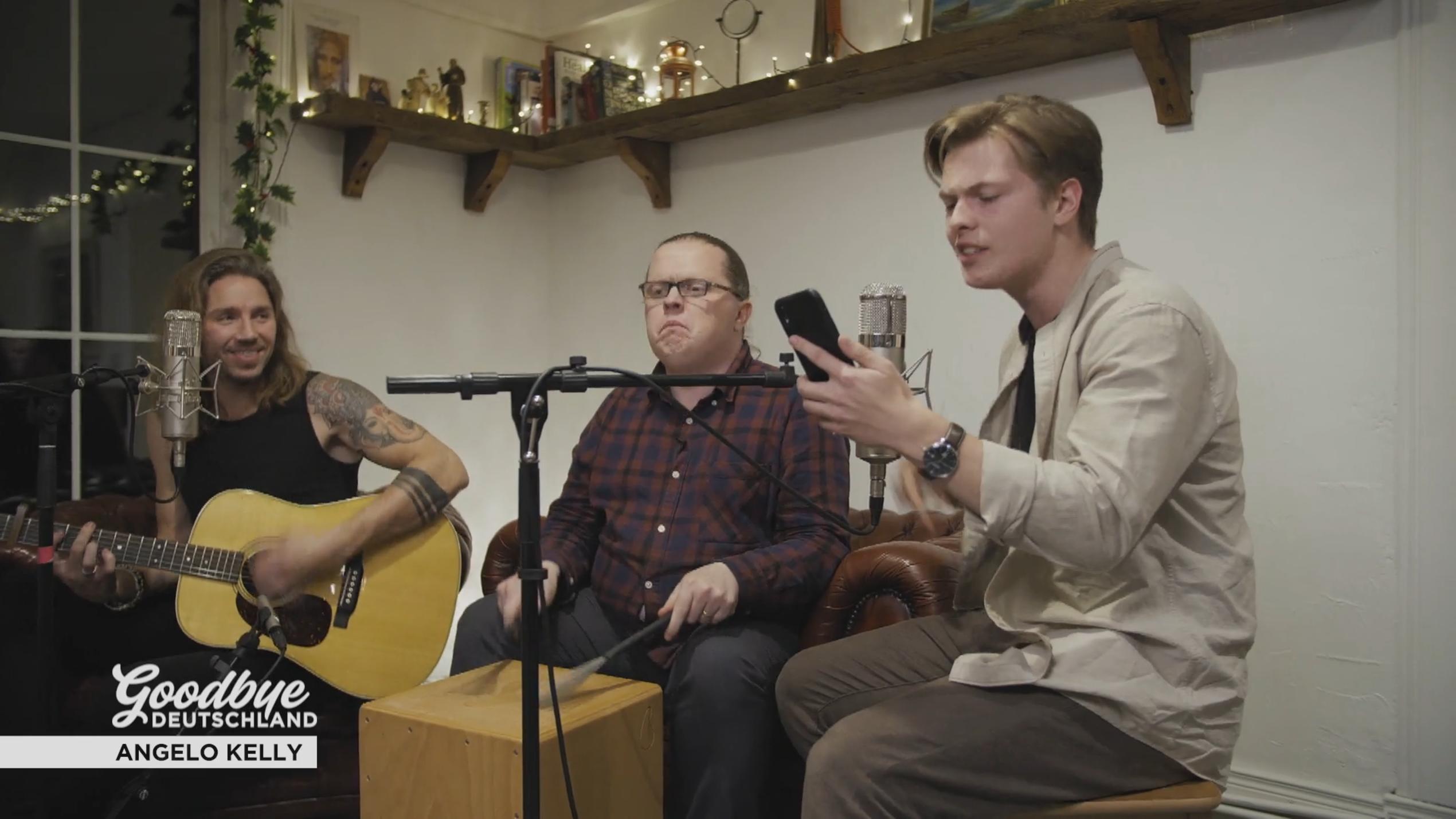 Gabriel berührt Gil mit einer Improvisation zu seinem Song Gabriel berührt Gil mit einer Improvisation zu seinem Song