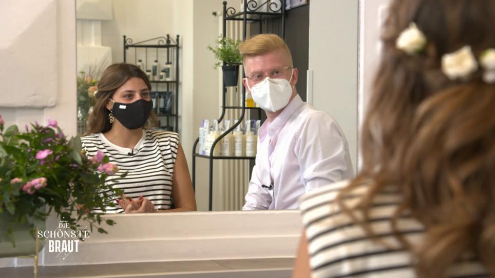 Noemi wünscht sich ein natürliches Make-up Noemi wünscht sich ein natürliches Make-up